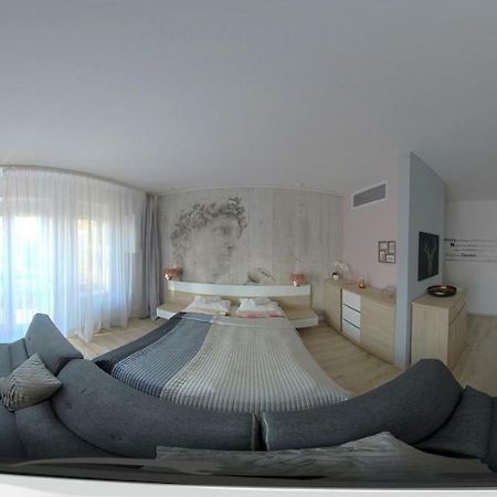 Hunyadi Apartman Szekszárd Exteriör bild