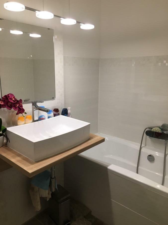 Hunyadi Apartman Szekszárd Exteriör bild