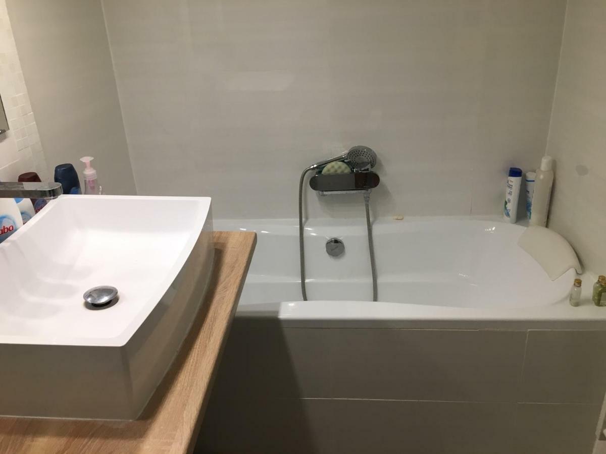 Hunyadi Apartman Szekszárd Exteriör bild